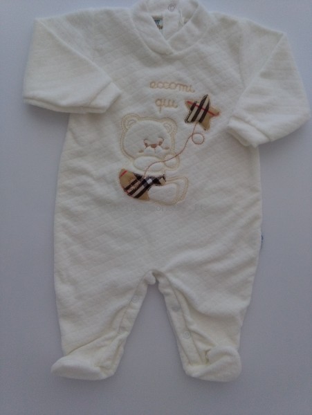 Chenille baby footie picture here I am. Colour creamy white, size 6-9 months Creamy white Size 6-9 months
