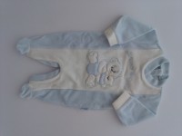 Picture baby footie in chenille my friend. Colour light blue, size 0-1 month