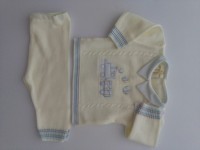 Picture baby outfit mixed wool train. Colour creamy white, size 1-3 months