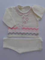 Baby outfit mixed wool baby bear image with stars. Colour creamy white, size 1-3 months