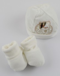 Picture hat and shoes chenille micetto. Colour creamy white, one size