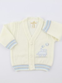 Picture accompanied by a jacket mixed with locomotive wool. Colour creamy white, size 1-3 months