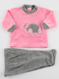 Picture baby footie outfit in chenille winter time. Colour coral pink, size 1-3 months