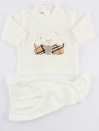 Picture baby footie outfit in chenille bear bow. Colour creamy white, size 1-3 months