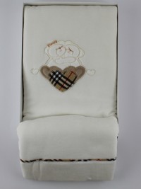 Image cover cradle in chenille tender embrace. Colour creamy white, one size