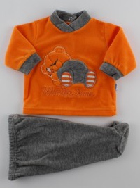 Picture baby footie outfit in chenille winter time. Colour orange, size 3-6 months