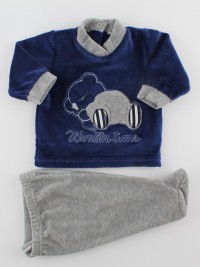 Picture baby footie outfit in chenille winter time. Colour blue, size 3-6 months