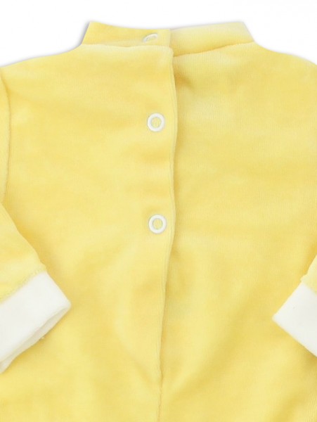 baby footie in tender chenille. Colour yellow, size first days 3