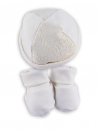 cotton lace hat and shoes. Colour creamy white, one size