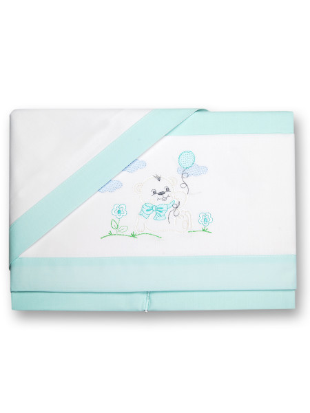 Baby sheet and pillowcase baby bear on the lawn. Colour green, one size Green One size