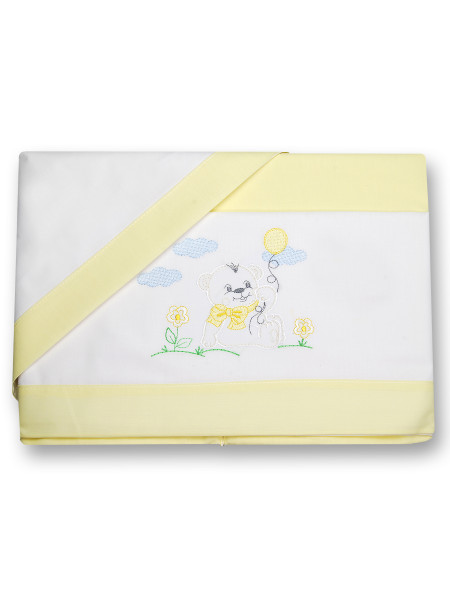 Baby sheet and pillowcase baby bear on the lawn. Colour yellow, one size Yellow One size