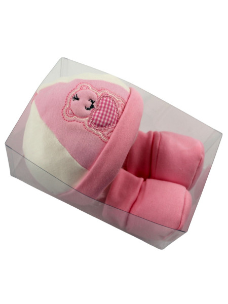 newborn hat and booties, warm cotton. pinky bear. Colour pink, one size 3