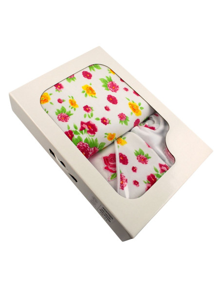 Newborn baby outfit in chenille and cotton, made in Italy. Colour white, one size 2