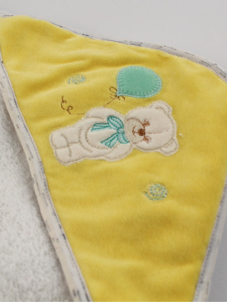 Baby bear triangle bathrobe with balloon. Colour yellow, one size 2