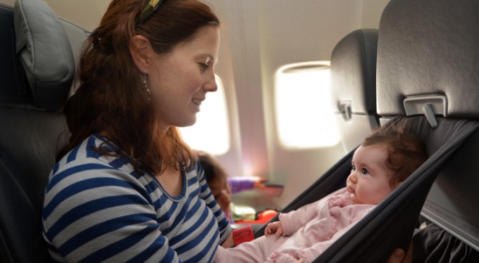 Airplane and newborns: the 6 golden rules