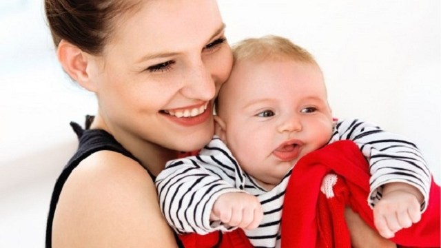 Cuddling your newborn gives you a sweeter night's sleep and helps your memory