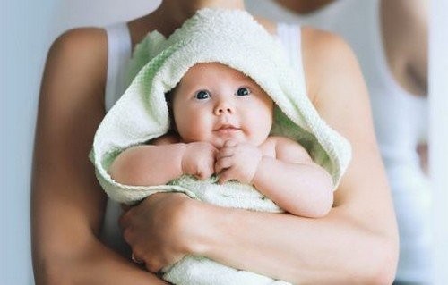 Bathrobe and body. Why use them and how to choose them